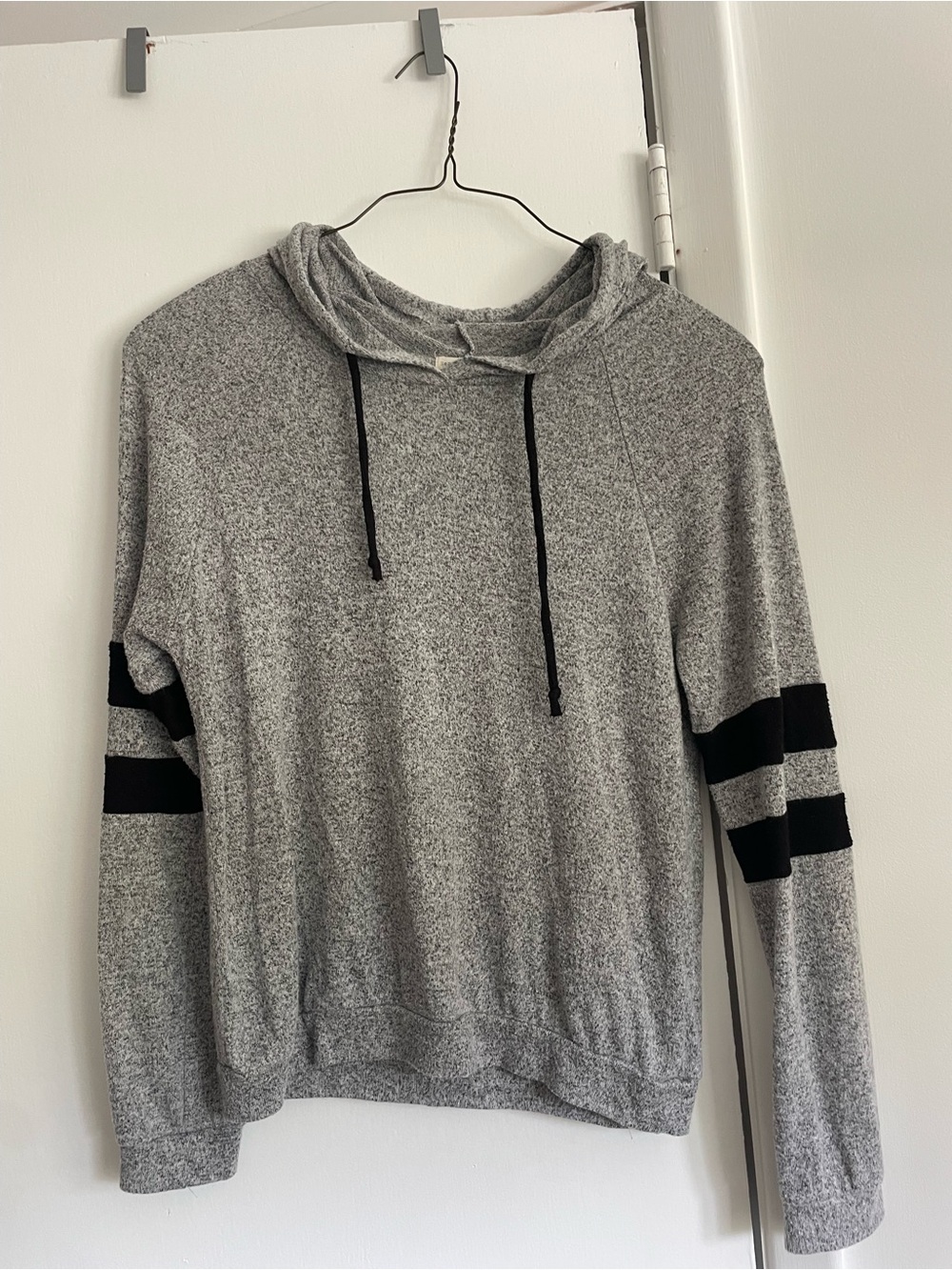 Heart & Hips Women's Gray Hooded Sweater with Black Sleeve Stripes